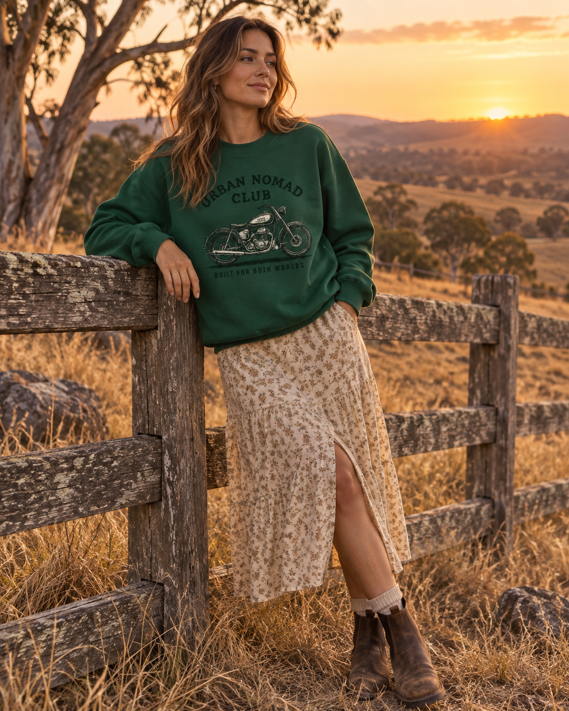Urban Nomad Club — Loose Crewneck Sweatshirt